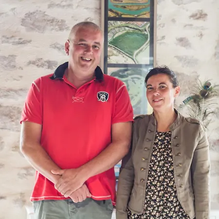 Maison Bretonne Renovee Pres De La Avec Jardin, Terrasse Et Equipements Modernes - Fr-1-306-1197