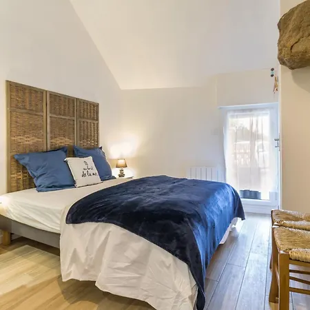 Holiday home Maison Bretonne Renovee Pres De La Avec Jardin, Terrasse Et Equipements Modernes - Fr-1-306-1197 *